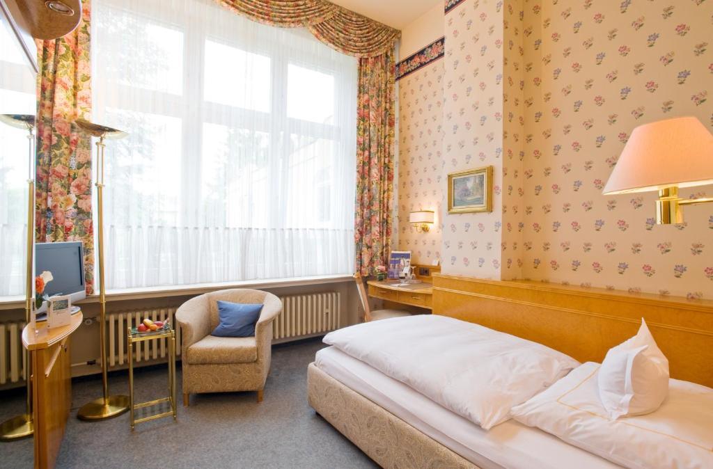 Privat-Hotel Villa Aurora Bad Neuenahr-Ahrweiler Room photo
